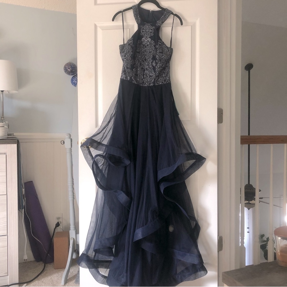 Gorgeous elegant dress never worn